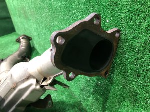 触媒 Даун-пайп SUBARU IMPREZA OEM 44102FE010 GDA, GDB, GD 2002 EJ205 AT