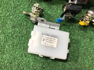 สวิตช์กุญแจสตาร์ท Комплект замков SUBARU IMPREZA OEM 57491FE331 GDA, GDB, GD 2002 Blue 02C