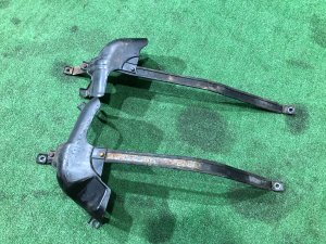 สายรัดถังน้ำมัน BG5 / SF5 42172AA181, 42172AA161 SUBARU IMPREZA