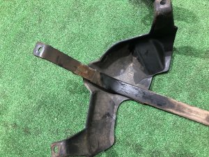 フューエルタンクバンド BG5 / SF5 SUBARU IMPREZA OEM 42172AA181, 42172AA161 GDA, GDB, GD 2002 EJ205 AT