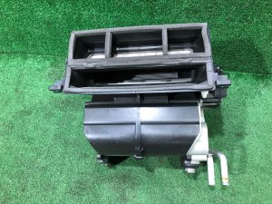 Heater unit SUBARU IMPREZA OEM 72110FE002 GDA, GDB, GD 2002 EJ205 AT