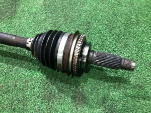 Semieixo dianteiro SUBARU IMPREZA OEM 28321FE060 GDA, GDB, GD 2002 EJ205 AT