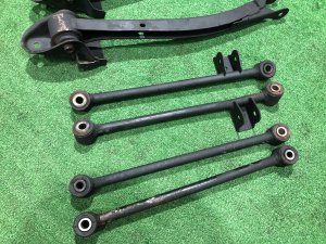 Brazos de suspensión traseros SUBARU IMPREZA OEM 20250FE040, 20250FE050, 20250FE000, 20270AA080 GDA, GDB, GD 2002 EJ205 AT
