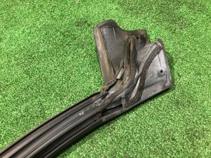 Right door seal SUBARU IMPREZA OEM 63521FE020 GDA, GDB, GD 2002 Blue 02C