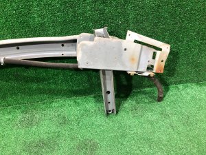 Refuerzo del parachoques delantero SUBARU LEGACY OEM 57722AC140 BG5 1997