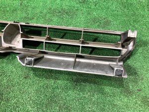 Rejilla del radiador SUBARU LEGACY OEM 91061AC201 BG5 1997 RED