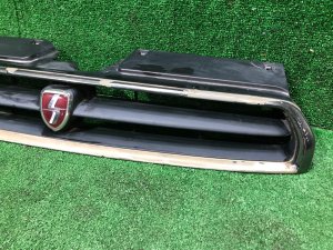 Rejilla del radiador SUBARU LEGACY OEM 91061AC201 BG5 1997 RED