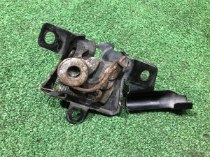กลอนล็อกฝากระโปรงหน้า SUBARU LEGACY OEM 57310AC000 BG5 1997 RED