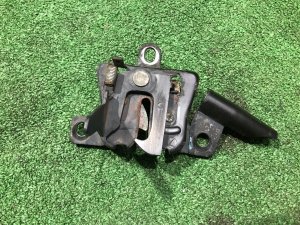 กลอนล็อกฝากระโปรงหน้า SUBARU LEGACY OEM 57310AC000 BG5 1997 RED