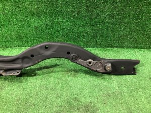 トレーリングアーム П-образная SUBARU IMPREZA OEM 50515FE012, 50515FE010 GDA 2002 EJ205 AT