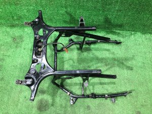Colector de escape trasero HONDA GL1800 GOLD WING OEM 12345678 2002