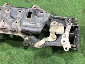 Travesaño delantero SUBARU LEVORG OEM 20101VA010 VMG VM4 VM 2015 FA20E CVT