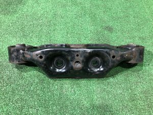 Travessa do diferencial SUBARU LEVORG OEM 41310YC001 VMG VM4 VM 2015 FA20E CVT