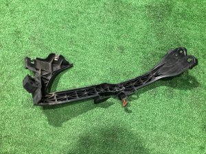 Soporte del faro derecho SUBARU LEVORG OEM 57707VA000 VMG VM4 VM 2015 Dark Gray 61K