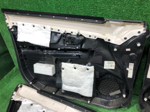 Painéis de porta синяя строчка!!! SUBARU LEVORG OEM 94212VA101VH, 94212VA111VH, 94222VA101VH, 94222VA111VH VMG VM4 VM 2015 Dark Gray 61K