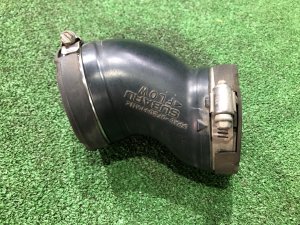 Патрубок интеркулера на заслонку 14459AA680 SUBARU LEVORG