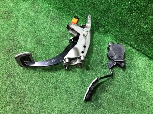 แป้นเหยียบ SUBARU LEVORG OEM 36010FJ020 VMG VM4 VM 2015 Dark Gray 61K