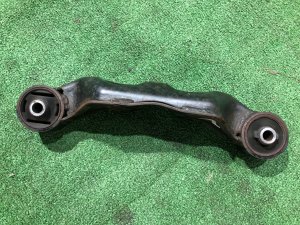 Подушка редуктора 41310YC001 SUBARU LEVORG