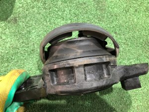 エンジンマウント SUBARU LEVORG OEM 41022SG000, 41022SG010 VMG VM4 VM 2015 FA20E CVT