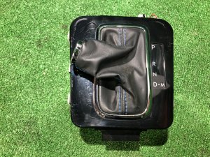 Чехол ручки акпп 35133VA010 SUBARU LEVORG