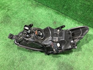 ไฟหน้าขวา SUBARU LEVORG OEM 84002VA000, 84002VA002 VMG VM4 VM 2015