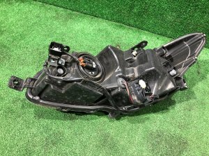ไฟหน้าขวา SUBARU LEVORG OEM 84002VA000, 84002VA002 VMG VM4 VM 2015