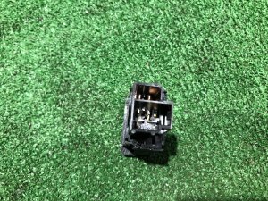 Interruptor Power/Hold SUBARU IMPREZA OEM 83245FE000 GDA 2002 EJ205 AT