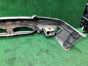 Parachoques delantero SUBARU LEGACY OEM 57703AE190YF, XX57703AE190, 57704AE151 BEE 2002 WHITE PEARL 081