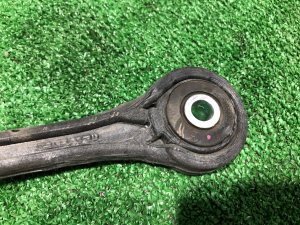 变速箱上支座 SUBARU LEVORG OEM 41040FE000 VMG 2015 FA20E CVT