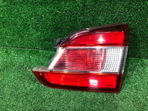 Стоп пятой двери правый 84251VA000 SUBARU LEVORG