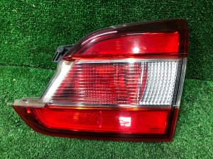 バックドアテールランプ правый SUBARU LEVORG OEM 84251VA000 VMG 2015
