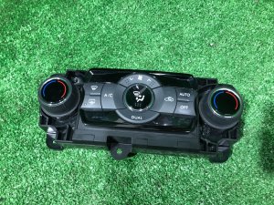 Comando do climatizador SUBARU LEVORG OEM 72311VA100 VMG 2015 FA20E CVT