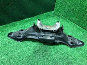 คานรองเกียร์ 41011FJ000, 41022FJ090 SUBARU LEVORG