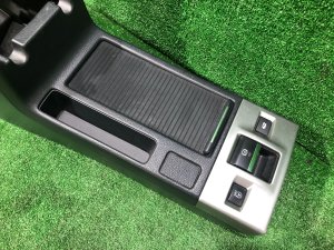 Бардачок подлокотник SUBARU LEVORG OEM 92114VA010VH, 92114VA020VH, 92113VA000 VM4 VMG VM 2015 Blue Pearl K3X