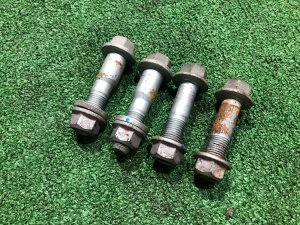 น็อตปรับศูนย์ล้อหน้า 901660039 SUBARU LEVORG