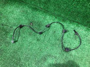 เซ็นเซอร์ ABS หลังซ้าย 27540VA030 SUBARU LEVORG