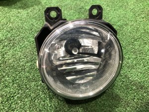 ไฟตัดหมอกขวา SUBARU LEVORG OEM 84501AJ060 VM4 VMG VM 2015