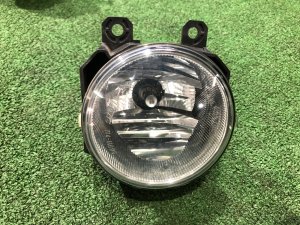 ไฟตัดหมอกขวา SUBARU LEVORG OEM 84501AJ060 VM4 VMG VM 2015