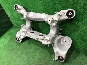 リアメンバー RAND ROVER RANGE ROVER SPORT OEM LR098717, LR119671 2019 PТ204