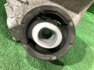 リアメンバー RAND ROVER RANGE ROVER SPORT OEM LR098717, LR119671 2019 PТ204