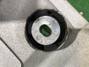 リアメンバー RAND ROVER RANGE ROVER SPORT OEM LR098717, LR119671 2019 PТ204