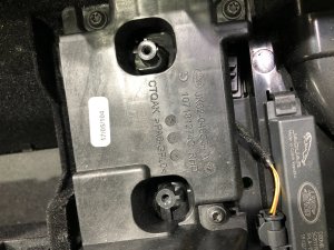 グローブボックス・アームレスト LAND ROVER RANGE ROVER SPORT OEM LR100257 2019