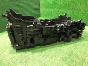 グローブボックス・アームレスト LAND ROVER RANGE ROVER SPORT OEM LR100257 2019