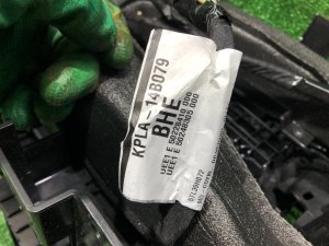 グローブボックス・アームレスト LAND ROVER RANGE ROVER SPORT OEM LR100257 2019
