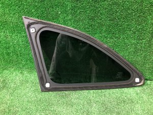 Cristal trasero derecho SUBARU LEVORG OEM 65210VA100 VM4 2016