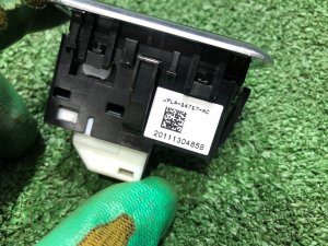 车窗控制模块 LAND ROVER RANGE ROVER SPORT OEM LR123006, LR113043, JPLA-14540-AF 2019 PТ204