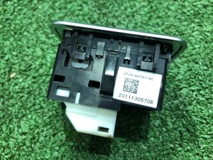 车窗控制模块 LAND ROVER RANGE ROVER SPORT OEM LR123006, LR113043, JPLA-14540-AF 2019 PТ204
