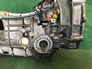 Caixa de velocidades manual TY755XS1AA SUBARU FORESTER OEM 32000AE670 SF5 1998 EJ202 MT