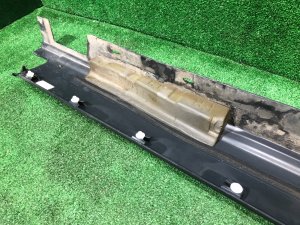 Embaladeira esquerda LAND ROVER RANGE ROVER SPORT OEM LR110603, CPLA-101D57-AD 2019