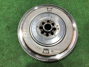 ล้อช่วยแรง (ฟลายวีล) LR100991, 4168 050 009, JPLA-6477-BB LAND ROVER RANGE ROVER SPORT